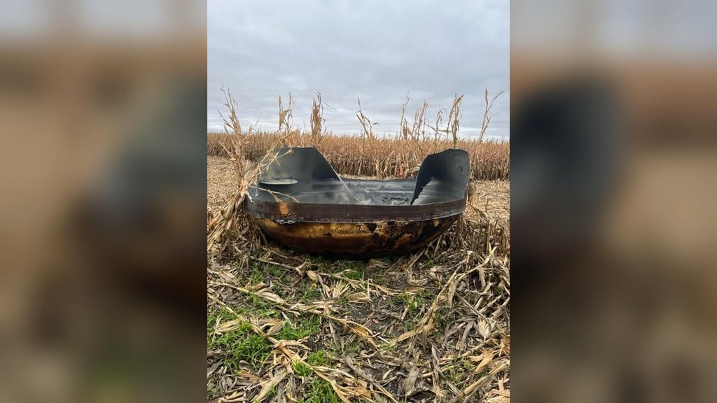 11-foot piece of suspected space debris found in eastern Minnesota cornfield — WCCO / CBS Minnesota, Minnetonka Community news
