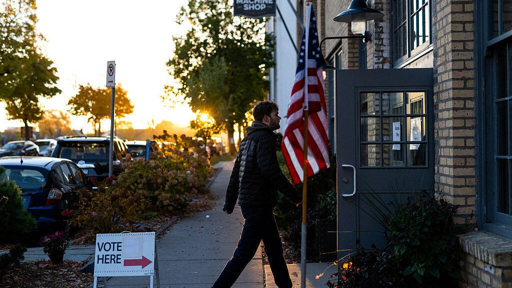Early in-person voting kicks off in Minnesota: Here's what to know — WCCO / CBS Minnesota, Minnetonka Community news