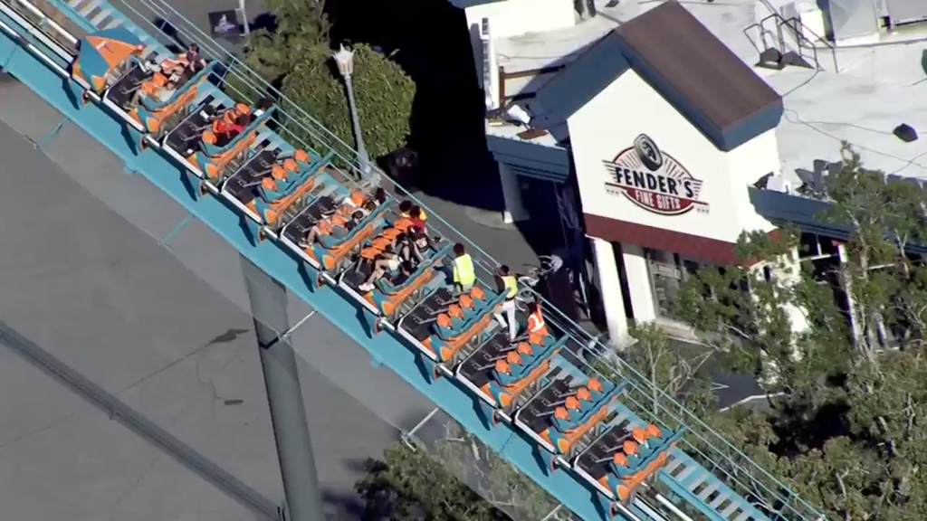 Man dies in fall from Six Flags Over Georgia roller coaster, several injured, police and witnesses say — WCCO / CBS Minnesota, Minnetonka Real Estate news