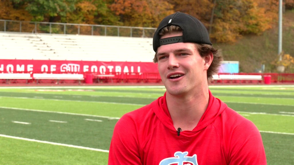St. John's wide receiver Riley Schwellenbach finding success on the gridiron and baseball field — WCCO / CBS Minnesota, Minnetonka Schools news