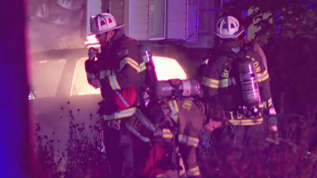 Fire destroys home, detached garage in St. Louis Park, city officials say — WCCO / CBS Minnesota, Minnetonka Sports news