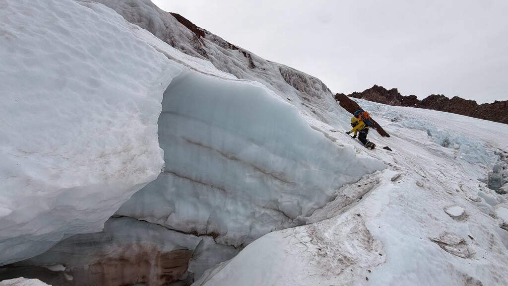 Florida man injured climbing California's Mount Shasta rescued after 2 nights in freezing temps — CBS Bay Area (KPIX), Minnetonka Health news