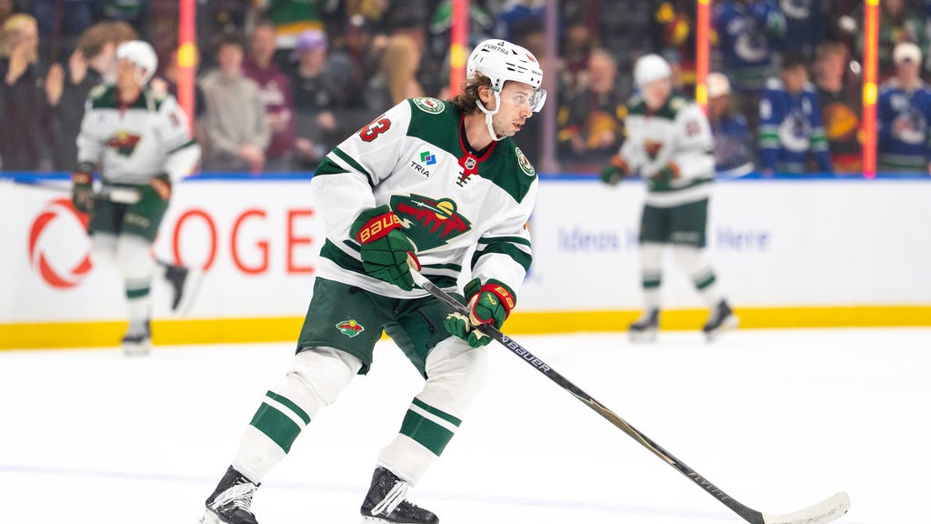 Quinn Hughes has goal, assist in his Vancouver return in Wild's 4-2 victory — WCCO / CBS Minnesota, Minnetonka Sports news
