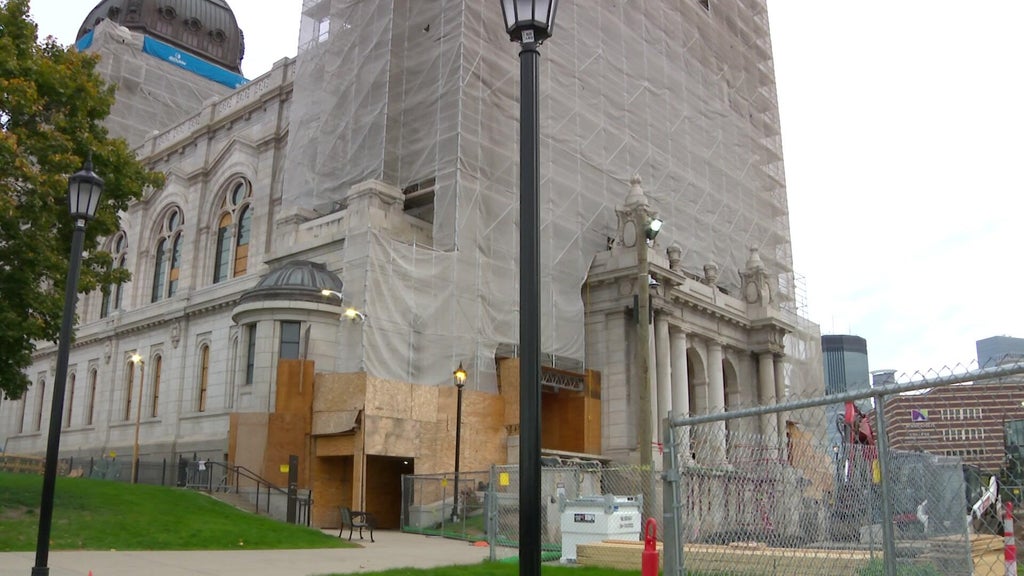 No charges yet after break-in at Basilica of St. Mary in Minneapolis — Minnetonka Business news