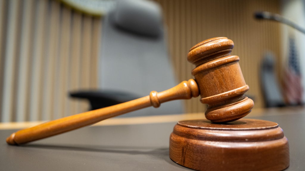 Bloomington man who sexually assaulted 16-year-old girl sentenced to 4 years in prison — WCCO / CBS Minnesota, Minnetonka Health news