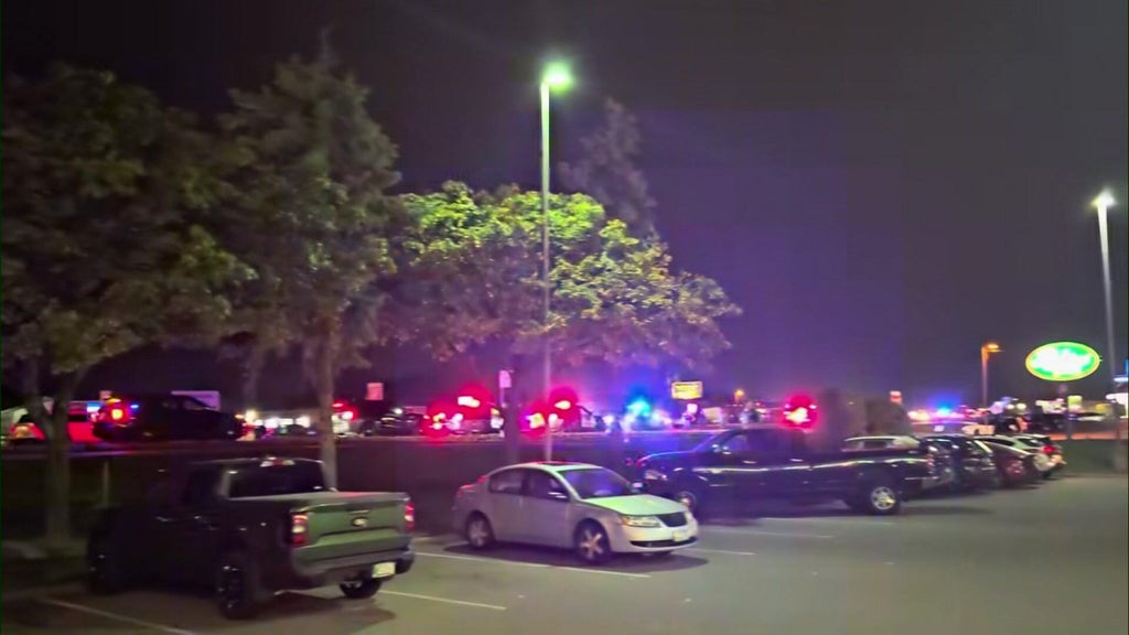 Police respond to Osseo High School after several fights break out at end of football game — WCCO / CBS Minnesota, Minnetonka Schools news