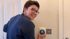 Before you crank up the thermostat, try these tips to keep your house warmer for longer — BBC Business, Minnetonka Business news