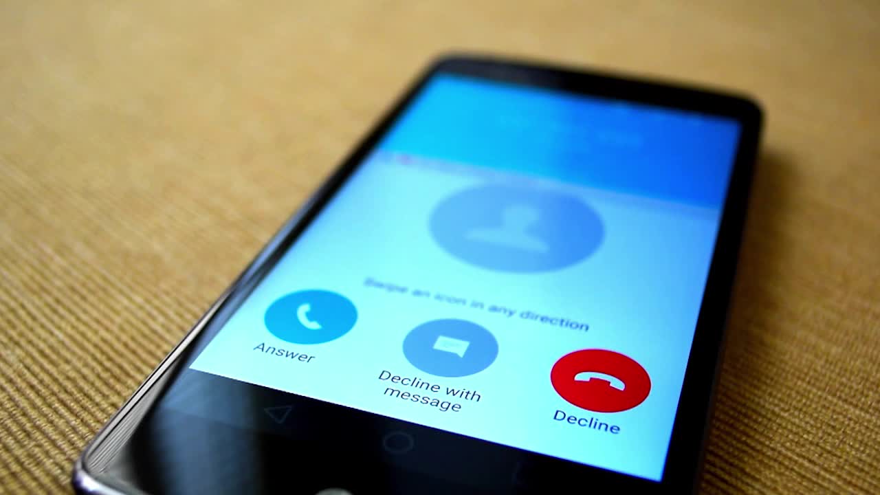 Texts, calls from political campaigns increase as Election Day nears — Minnetonka Community news