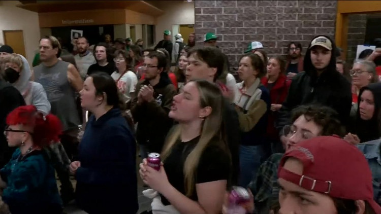 Protestors request temporary restraining order for Hermantown data center — Minnetonka Technology news