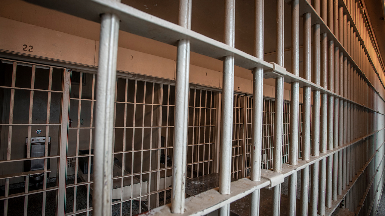 Lake County Jail attack: Guard suffers traumatic brain injury after inmate attacks her — FOX 9, Minnetonka Community news