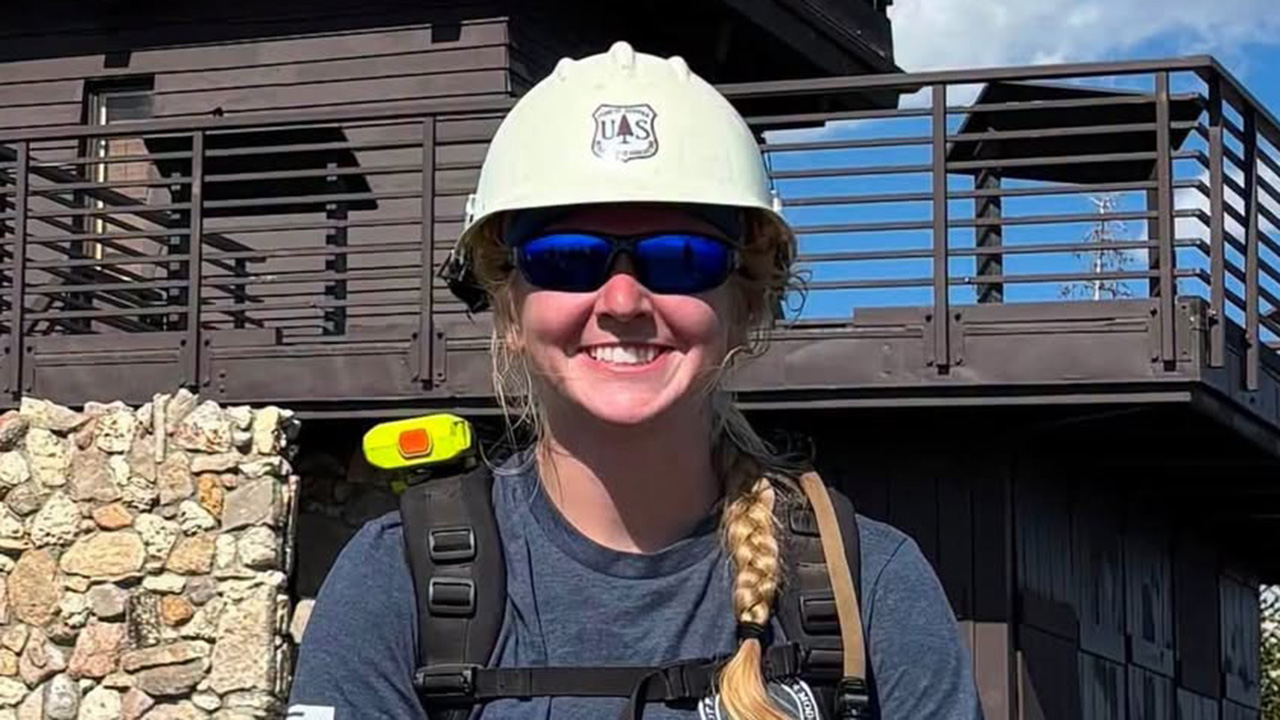 Firefighter, 24, died after being struck by a tree battling La. wildfire — FOX 9, Minnetonka Community news